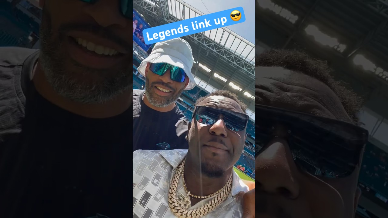 Thomas Davis and Julius Peppers are here ???? #ThomasDavis #JuliusPeppers #CarolinaPanthers